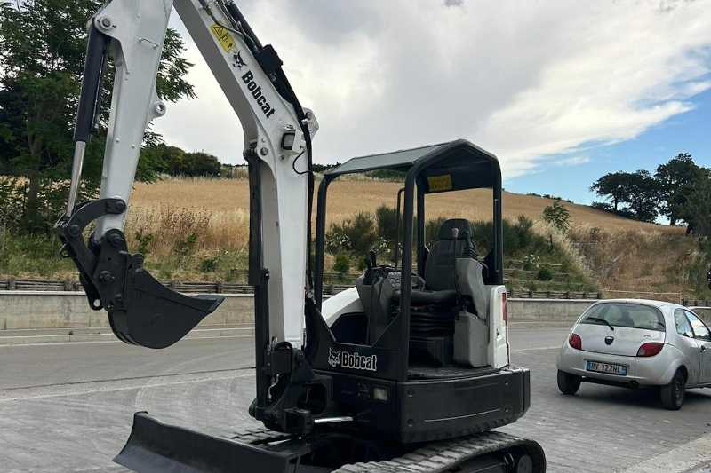OmecoHub - Immagine BOBCAT E32